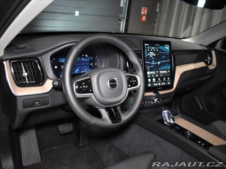 Volvo XC60 2,0 B5 AWD Plus BLIS,Bezk 2025