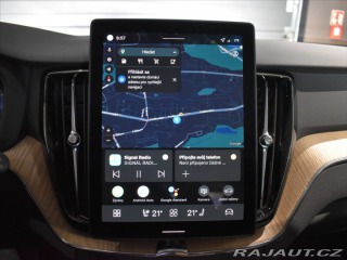 Volvo XC60 2,0 B5 AWD Plus BLIS,Bezk 2025