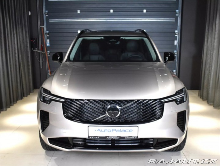 Volvo XC90 2,0 T8 Ultra Dark 2025