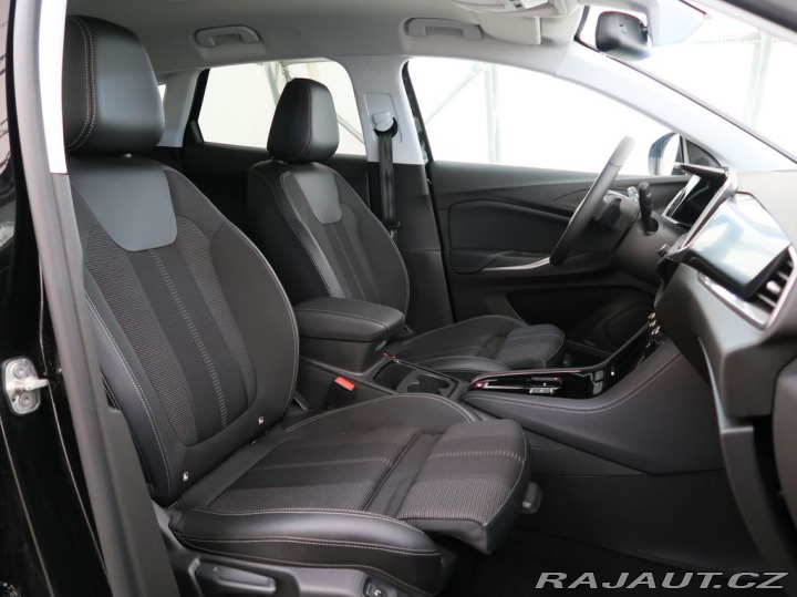 Opel Grandland 1.2TURBO,96kW,GS,AT8,NAVI 1800