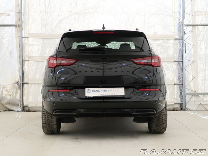 Opel Grandland 1.2TURBO,96kW,GS,AT8,NAVI 1800