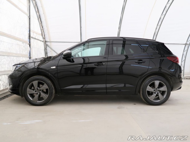 Opel Grandland 1.2TURBO,96kW,GS,AT8,NAVI 1800
