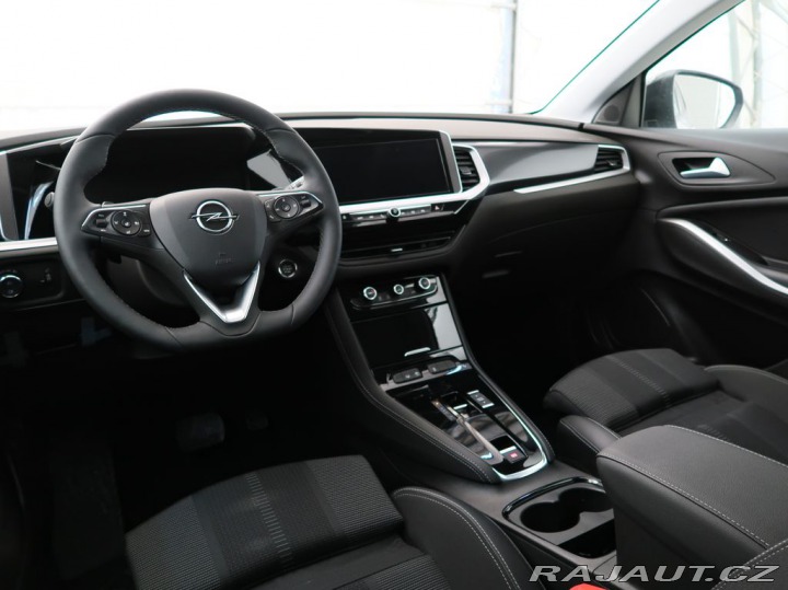 Opel Grandland 1.2TURBO,96kW,GS,AT8,NAVI 1800