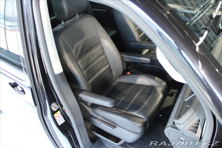 Volkswagen Multivan T6.1 TDi DSG 4Motion DCC/ 2021