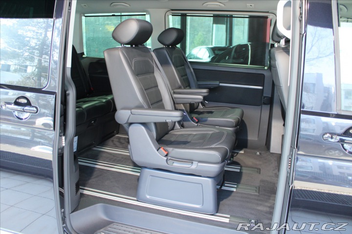 Volkswagen Multivan T6.1 TDi DSG 4Motion DCC/ 2021