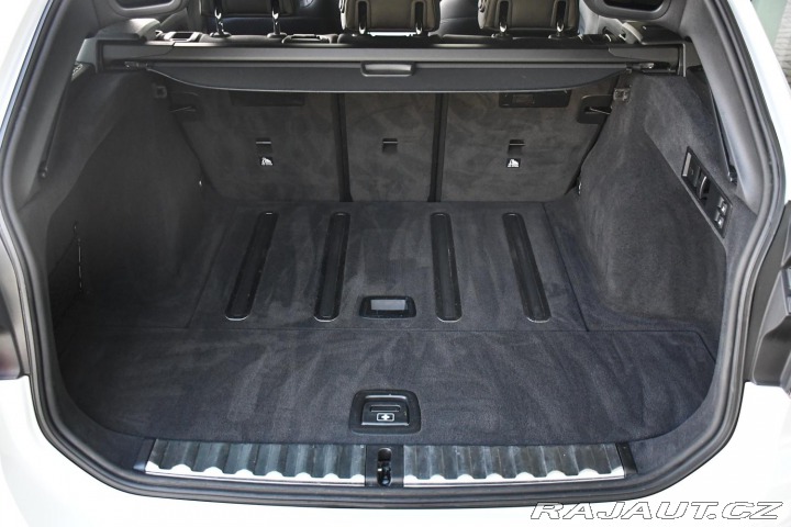 BMW 3 320d xD M-SPORT 3LZÁRUKA 2024