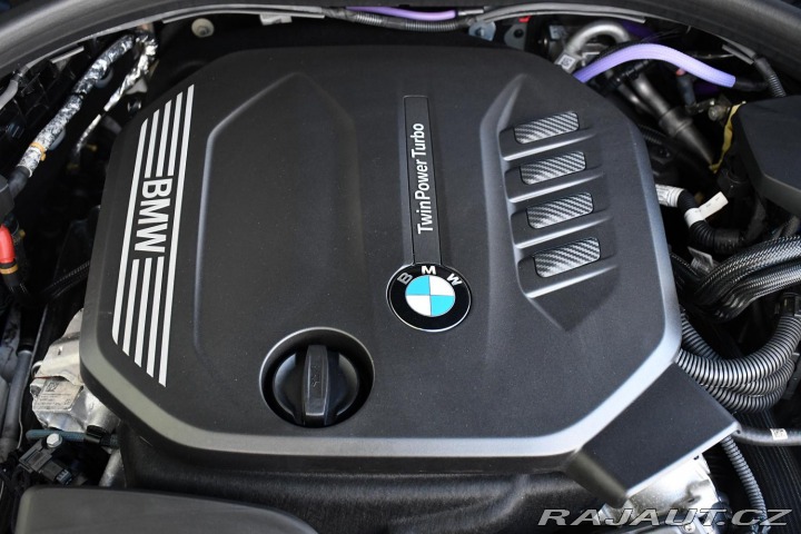 BMW 3 320d xD M-SPORT 3LZÁRUKA 2024