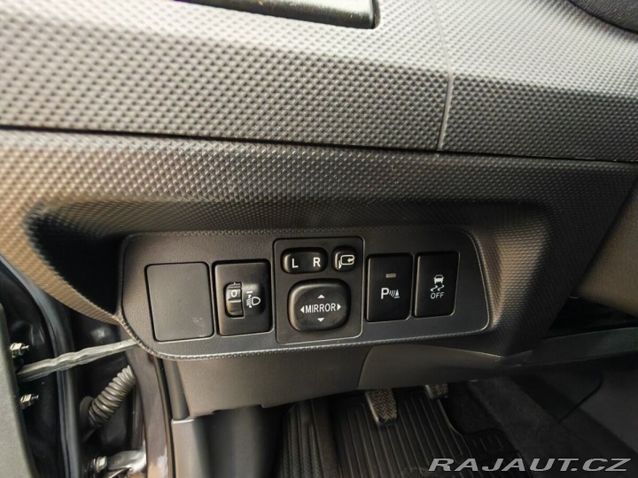 Toyota Auris 1.6 Valvematic Luna 2012