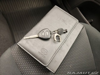 Toyota Auris 1.6 Valvematic Luna 2012