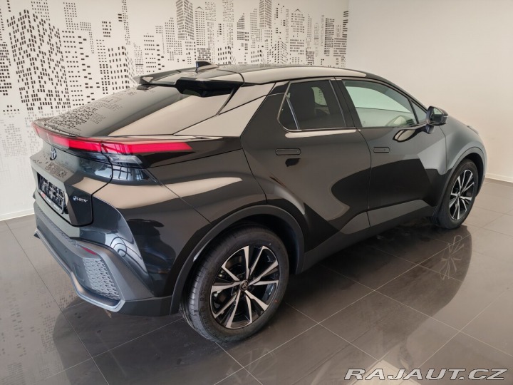 Toyota C-HR 2.0 Hybrid 4x2 Style 2024