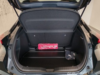 Toyota C-HR 2.0 Hybrid 4x2 Style 2024