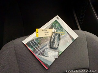 Toyota C-HR 2.0 Hybrid 4x2 Style 2024