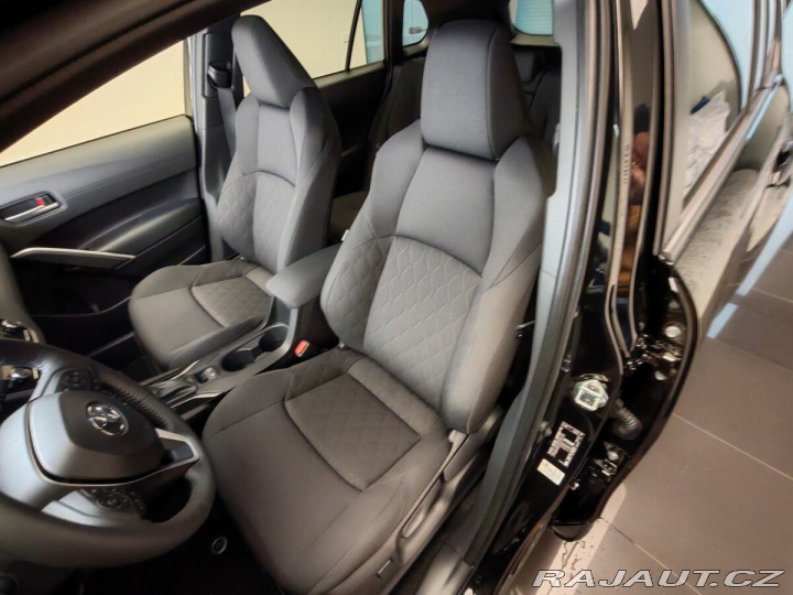 Toyota Corolla Cross 2.0 Hybrid (197 k) Style 2024