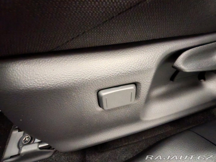 Toyota Corolla Cross 2.0 Hybrid (197 k) Style 2024