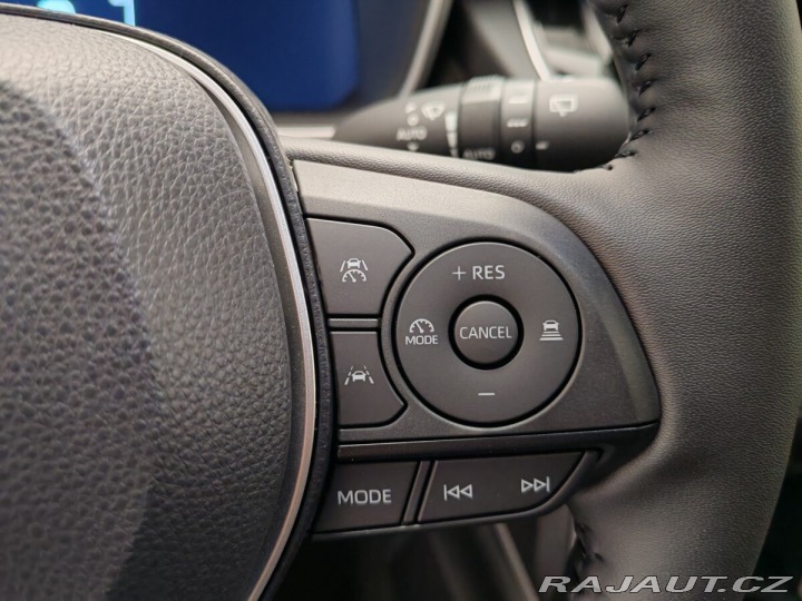 Toyota Corolla Cross 2.0 Hybrid (197 k) Style 2024