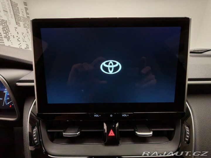 Toyota Corolla Cross 2.0 Hybrid Style 2024