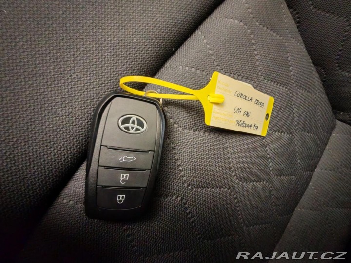 Toyota Corolla Cross 2.0 Hybrid (197 k) Style 2024