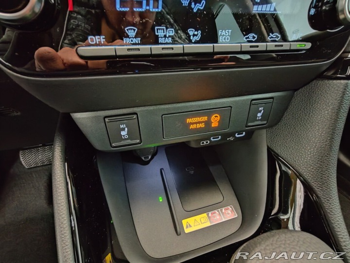 Toyota Yaris Style 1,5 Hybrid 2025