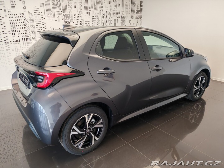 Toyota Yaris Style 1,5 Hybrid 2025