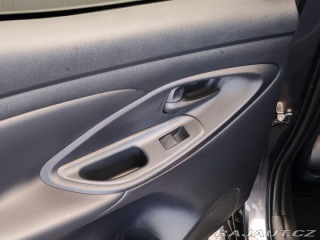 Toyota Yaris Style 1,5 Hybrid 2024