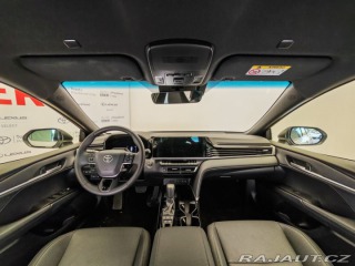Toyota Camry Prestige 2025