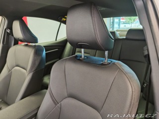 Toyota Camry Prestige 2025