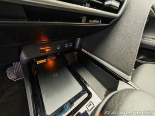 Toyota Camry Prestige 2025