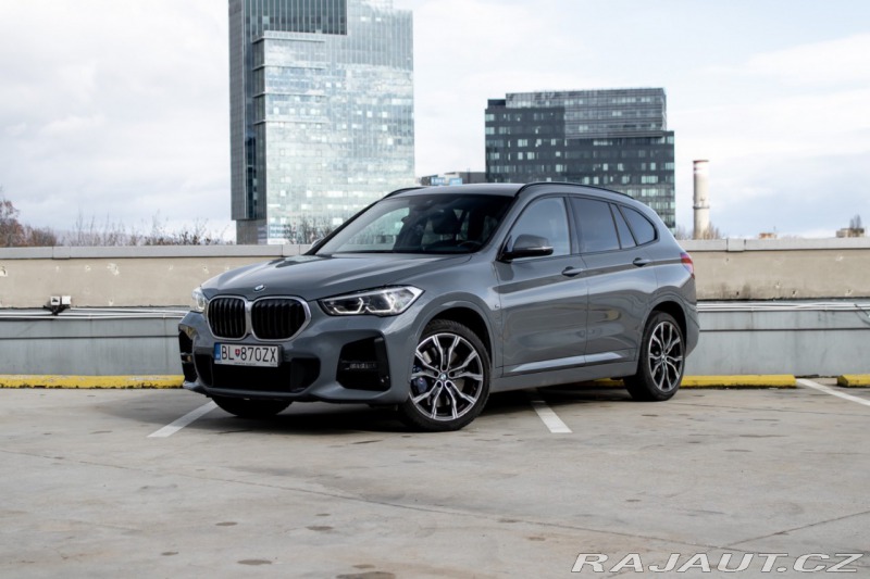 BMW X1 /xDrive /20i / M-Packet