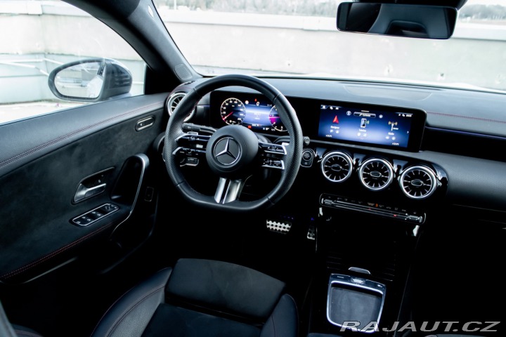 Mercedes-Benz CLA Kupé  / 200D/ AMG line/ K 2024