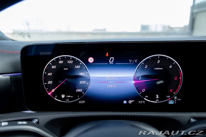 Mercedes-Benz CLA Kupé  / 200D/ AMG line/ K 2024