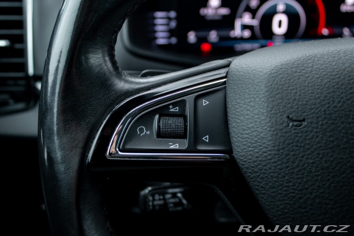 Škoda Karoq / 2.0/ 4x4/ DSG/ DCC/ Li 2019