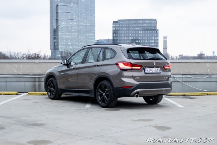 BMW X1 / 18i/  Led/ KeyLess/ Cu 2020