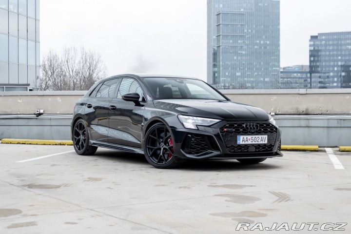 Audi RS3 / 2.5 TFSI/ quattro/ Mat 2024