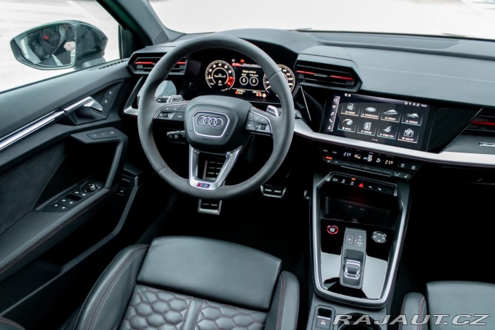 Audi RS3 / 2.5 TFSI/ quattro/ Mat 2024