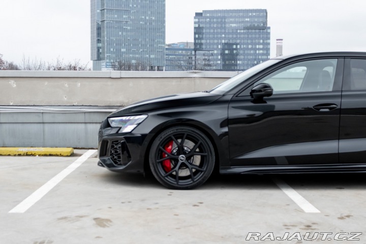 Audi RS3 / 2.5 TFSI/ quattro/ Mat 2024