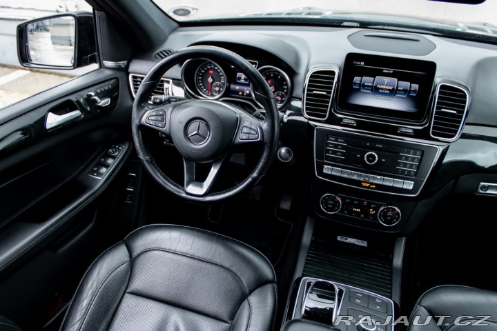 Mercedes-Benz GLE SUV  400/ 4Matic/ AMG pak 2018