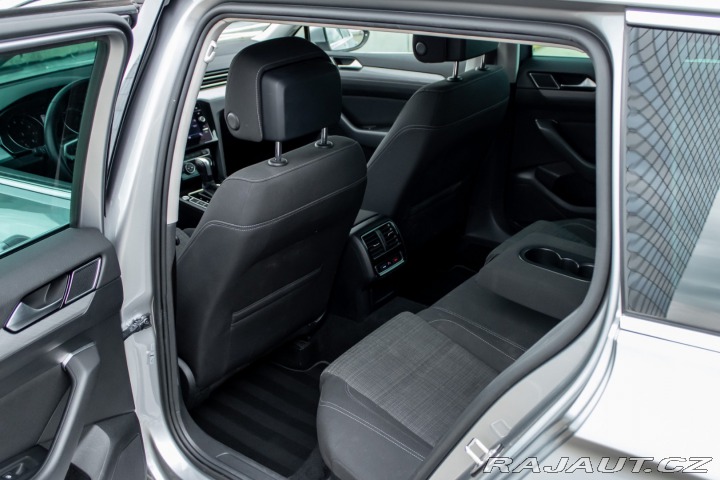 Volkswagen Passat Variant  1.5 TSI/DSG/ LED 2020