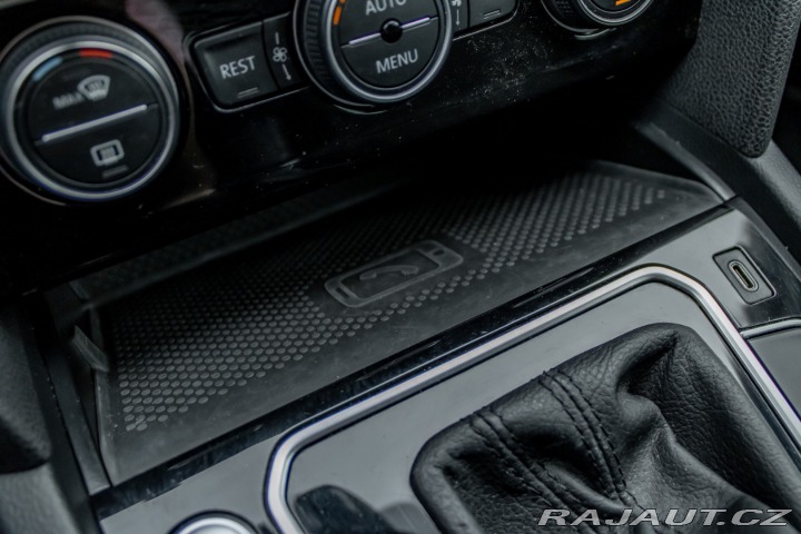 Volkswagen Passat Variant  1.5 TSI/DSG/ LED 2020