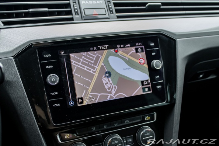 Volkswagen Passat Variant  1.5 TSI/DSG/ LED 2020