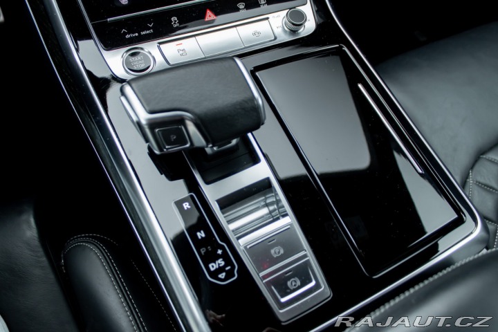Audi Q8 / 50 TDI/ S- Line/ quatt 2020