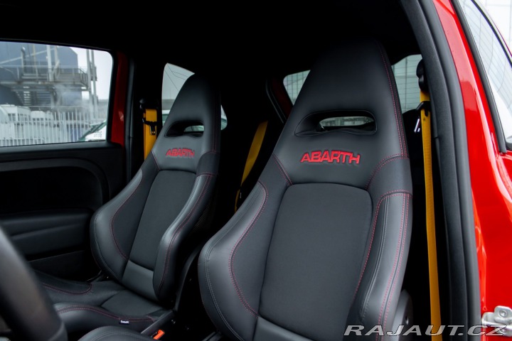 Abarth 500 Competizione 695 Automat 2024