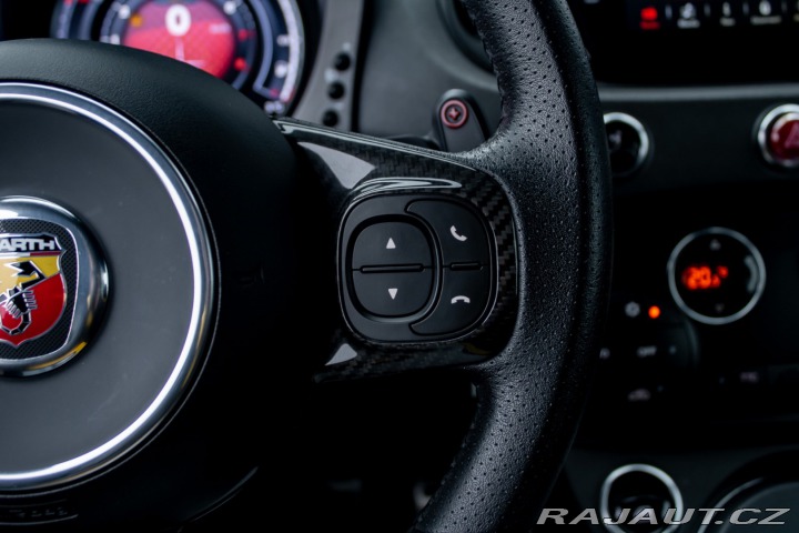 Abarth 500 Competizione 695 Automat 2024