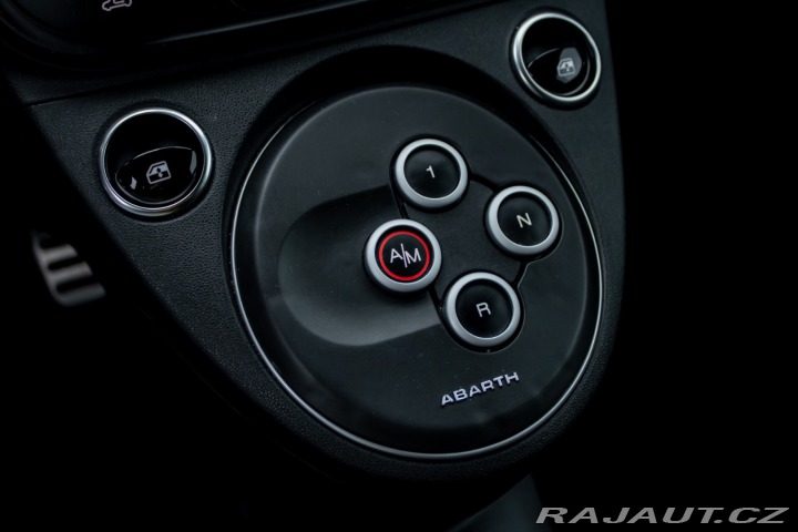 Abarth 500 Competizione 695 Automat 2024