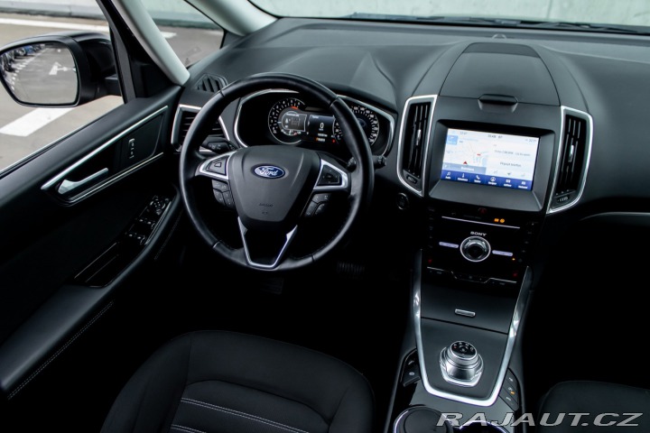 Ford Galaxy / 7-miestná / ACC / Matr 2022