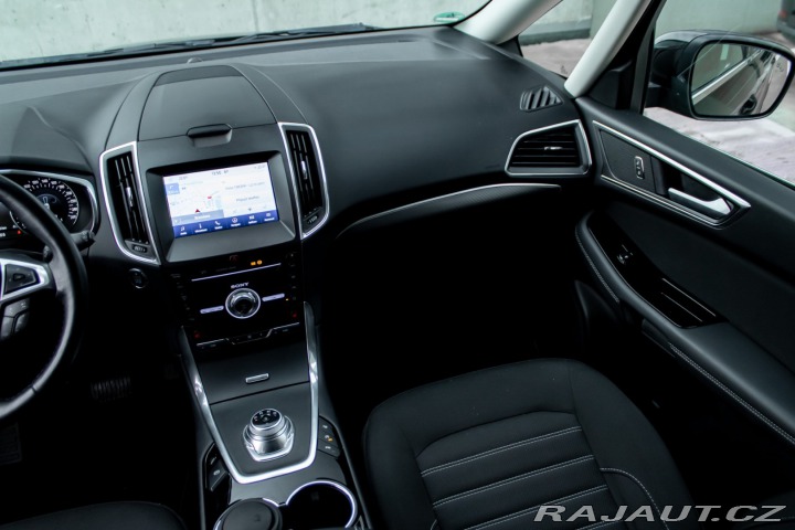 Ford Galaxy / 7-miestná / ACC / Matr 2022