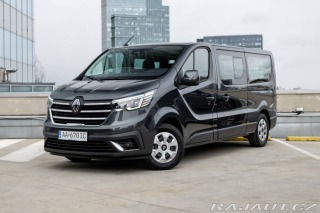 Renault Trafic Blue dCi 170/ Parkovacia