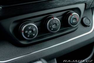 Renault Trafic Blue dCi 170/ Parkovacia 2024