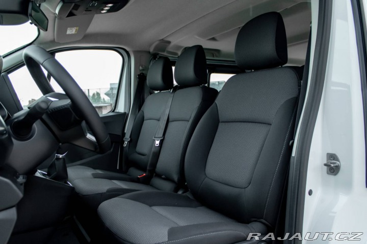 Renault Trafic Blue dCi 150/ Parkovacia 2024