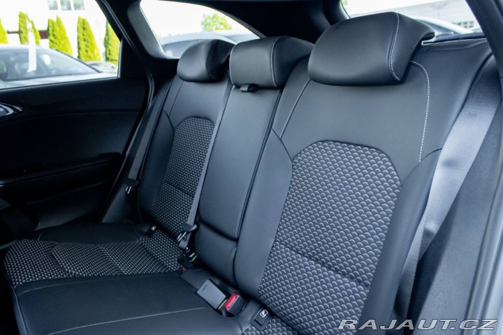 Kia Ostatní modely Ceed SW  Ceed SW 1.5 T-GDi/ GOLD 2025