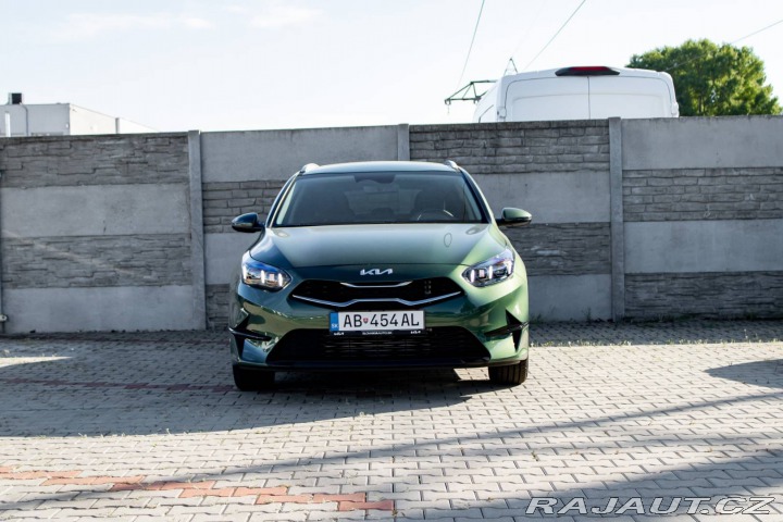 Kia Ostatní modely Ceed SW Ceed SW 1.5 T-GDi/ GOLD/ 2025
